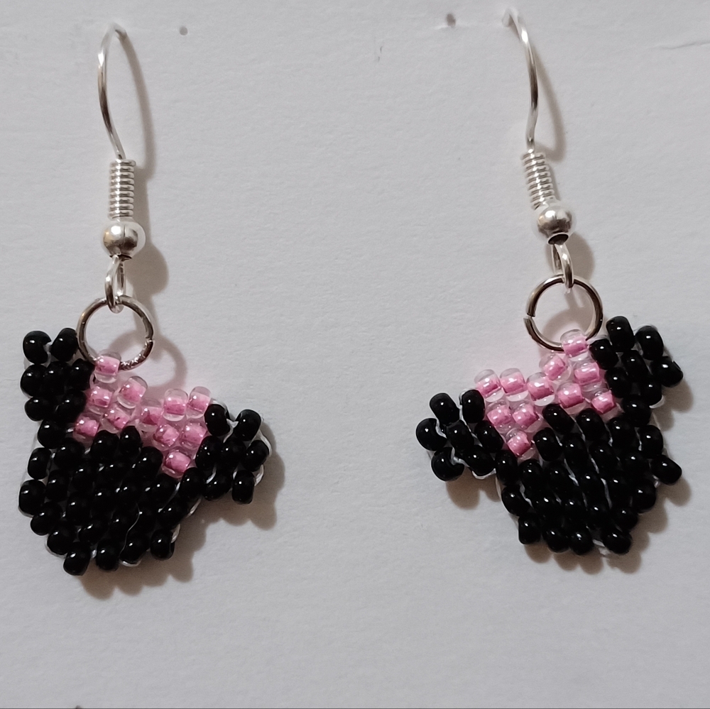 Flat beaded Minnie mouse